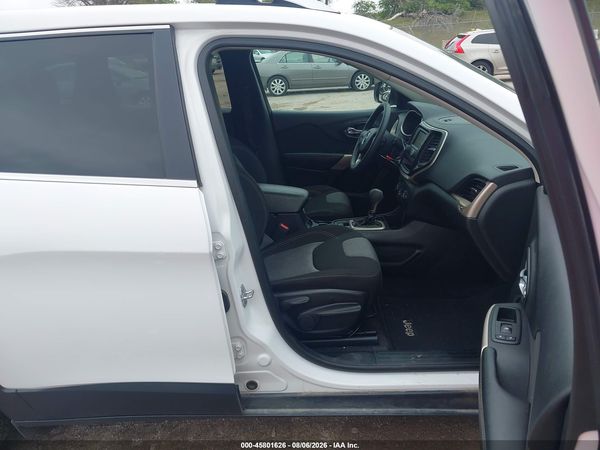 2018 JEEP CHEROKEE LATITUDE FWD