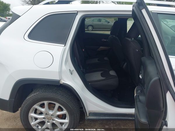 2018 JEEP CHEROKEE LATITUDE FWD