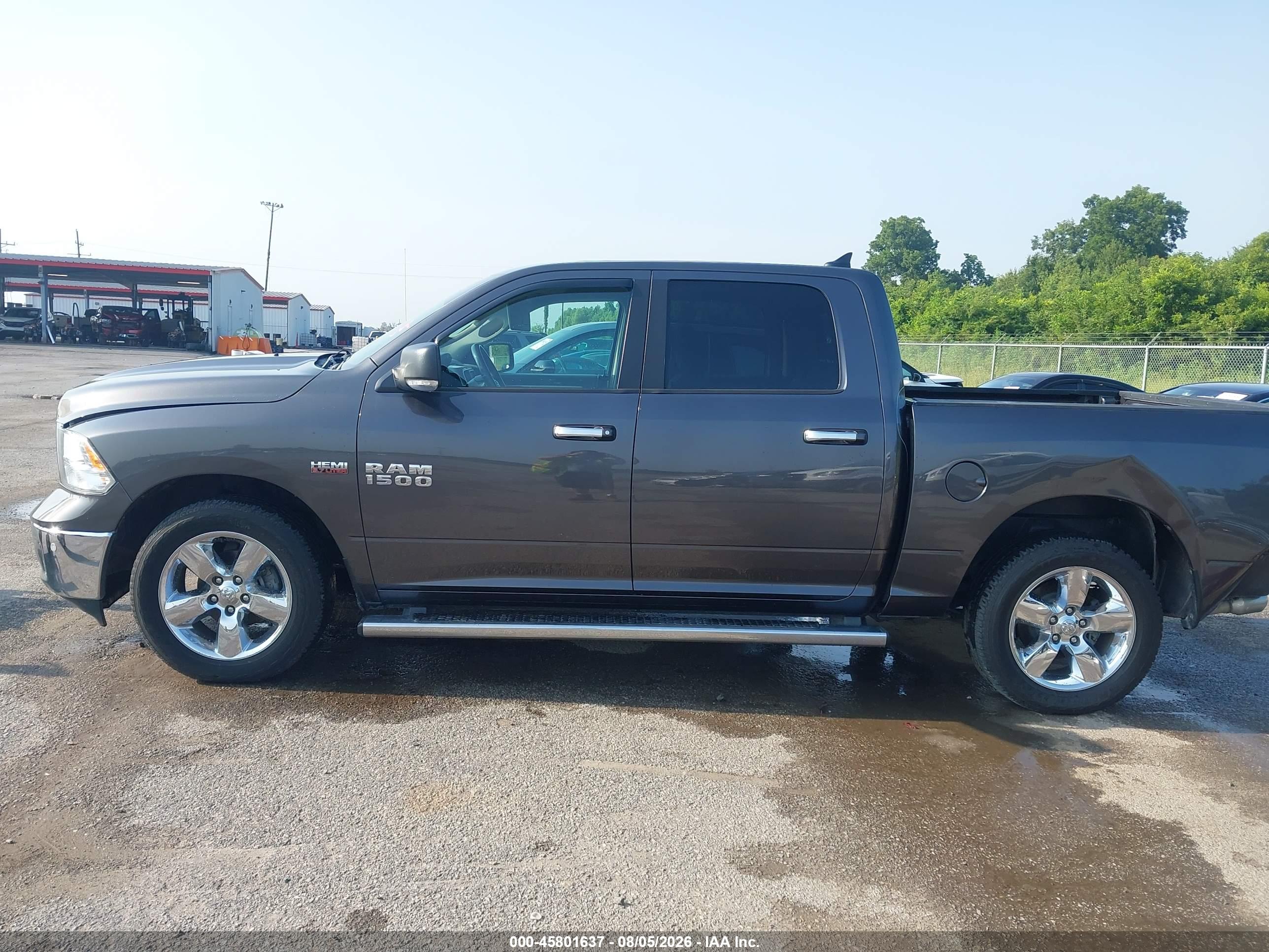 2017 RAM 1500 BIG HORN  4X2 5'7 BOX