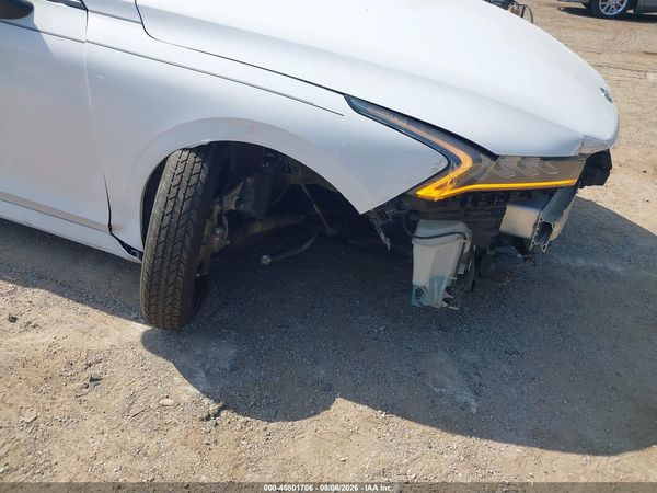 2021 KIA K5 LX