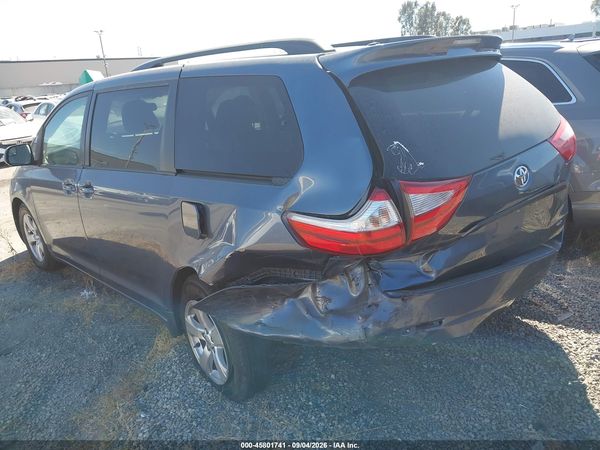 2015 TOYOTA SIENNA LE 8 PASSENGER