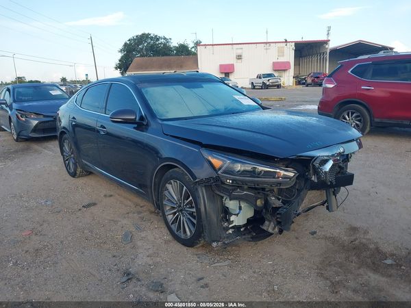 2017 KIA CADENZA PREMIUM