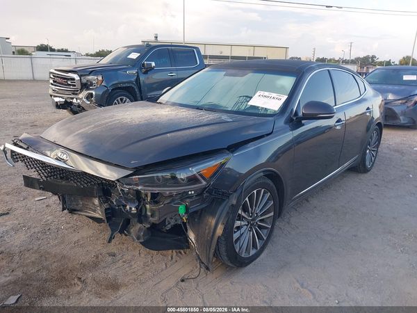 2017 KIA CADENZA PREMIUM