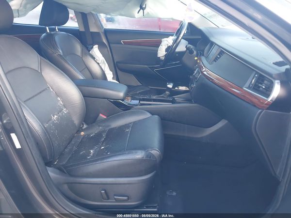2017 KIA CADENZA PREMIUM