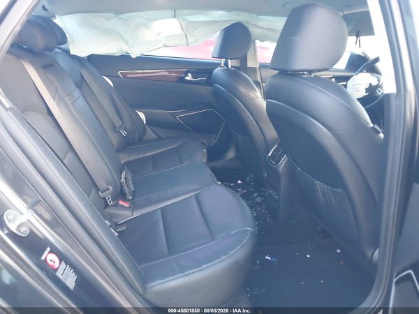 2017 KIA CADENZA PREMIUM