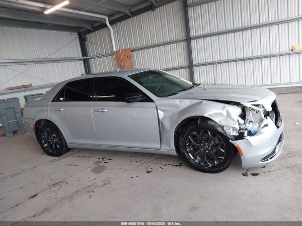 2019 CHRYSLER 300 TOURING