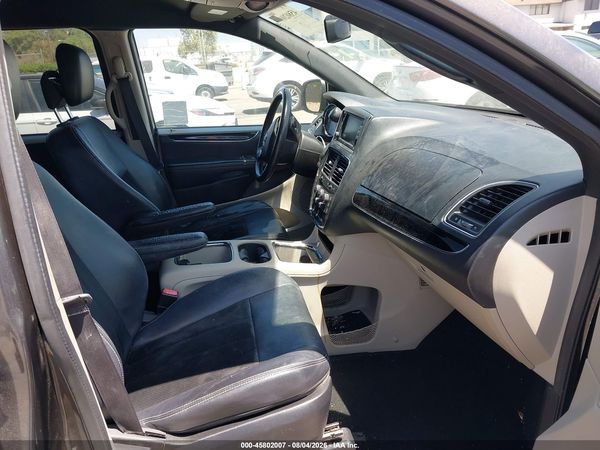 2018 DODGE GRAND CARAVAN SXT
