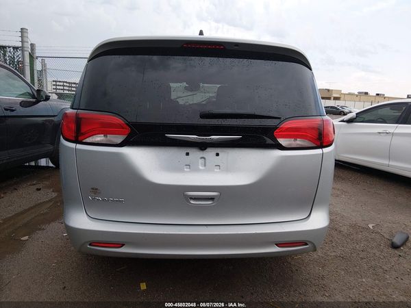 2023 CHRYSLER VOYAGER LX — I119