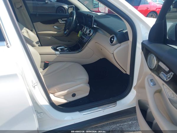 2016 MERCEDES-BENZ GLC 300 GLC300