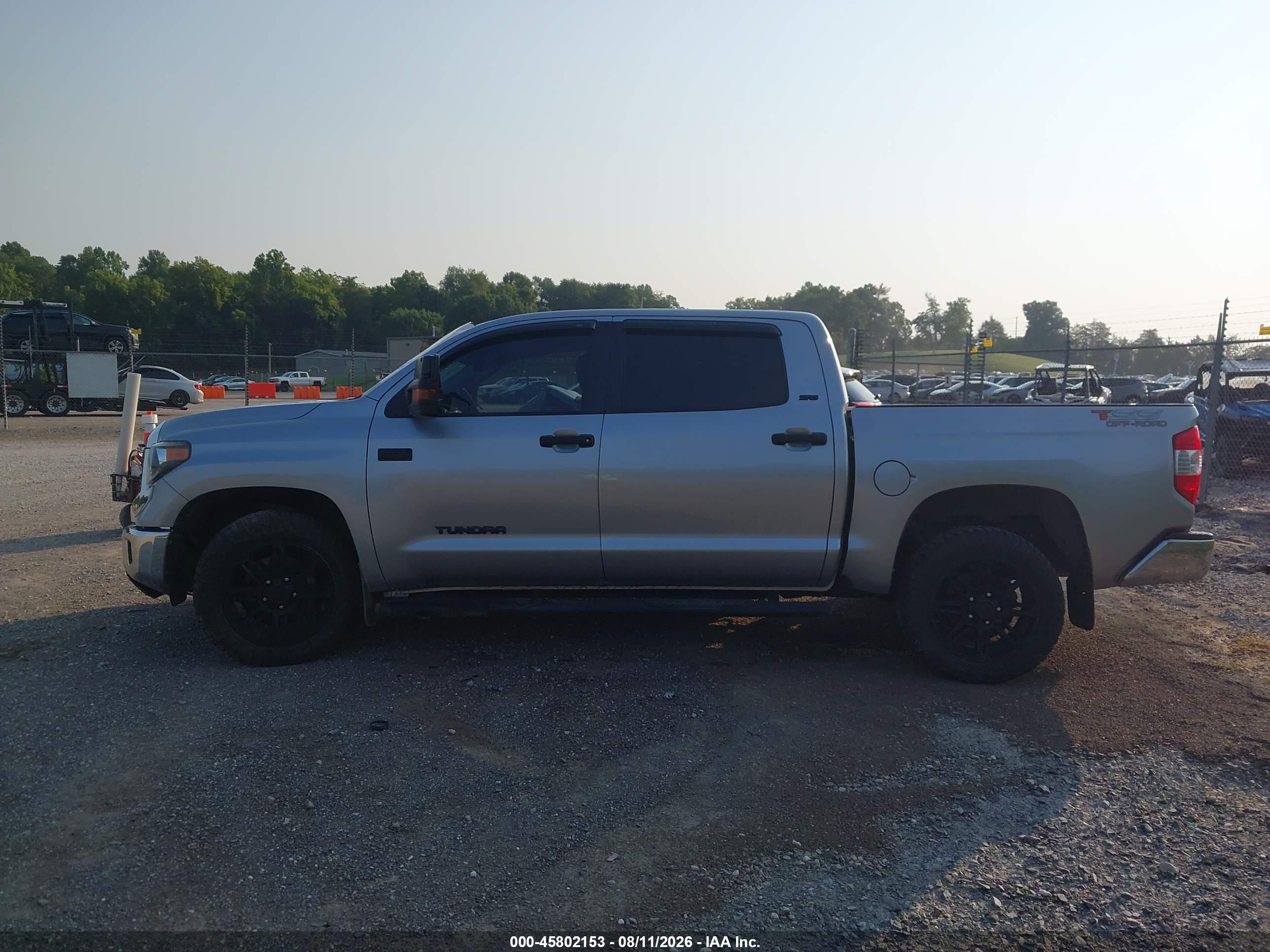 2019 TOYOTA TUNDRA SR5 5.7L V8