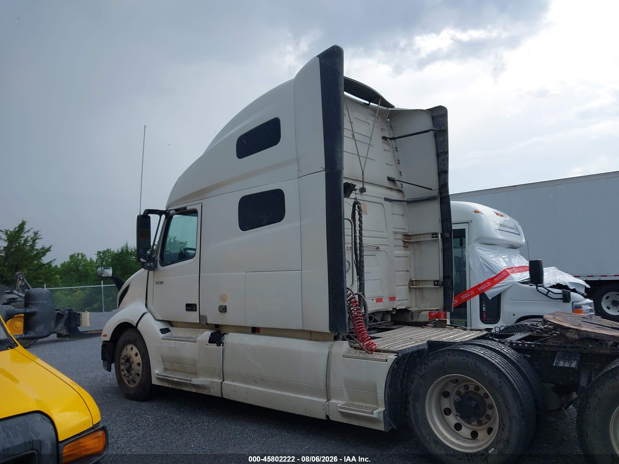 2020 VOLVO VNL