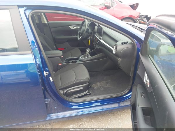 2022 KIA FORTE LXS