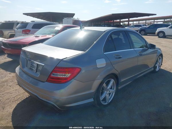 2013 MERCEDES-BENZ C 250 SPORT
