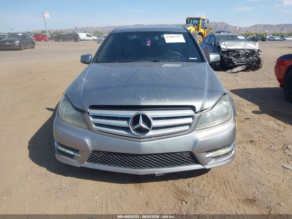 2013 MERCEDES-BENZ C 250 SPORT