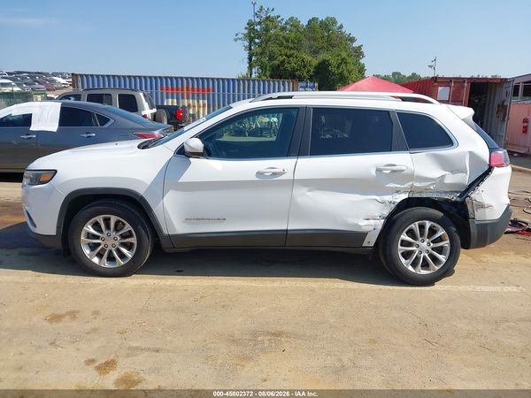 2019 JEEP CHEROKEE LATITUDE FWD