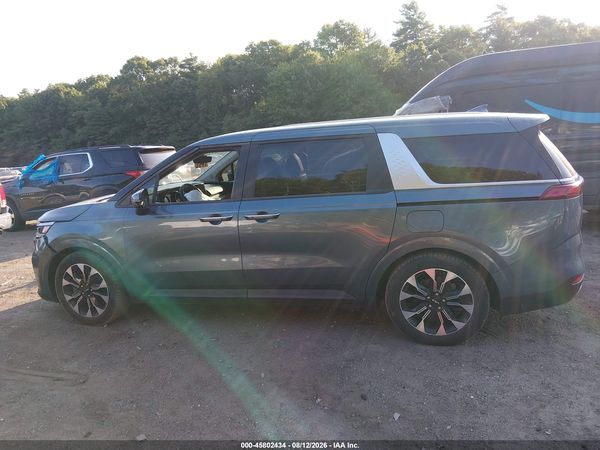 2023 KIA CARNIVAL MPV