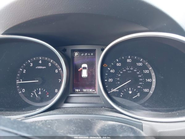 2017 HYUNDAI SANTA FE SE