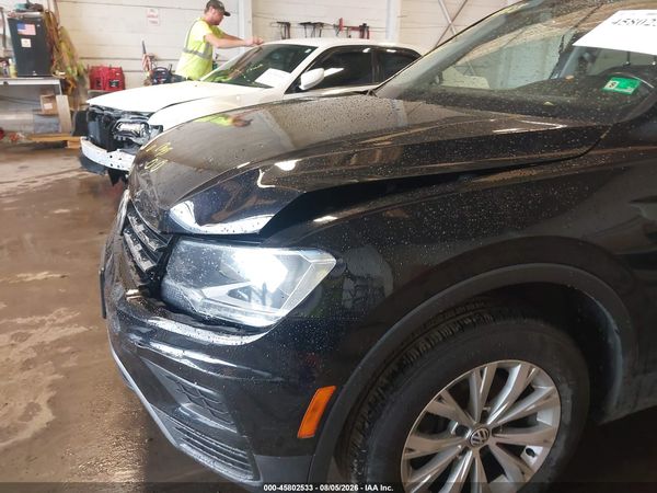 2018 VOLKSWAGEN TIGUAN 2.0T SE/2.0T SEL — I6