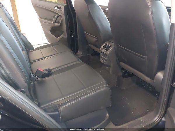 2018 VOLKSWAGEN TIGUAN 2.0T SE/2.0T SEL — I8