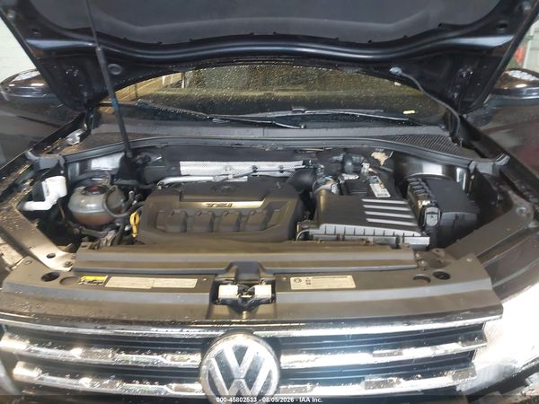 2018 VOLKSWAGEN TIGUAN 2.0T SE/2.0T SEL — I10