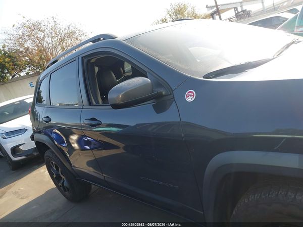 2016 JEEP CHEROKEE TRAILHAWK