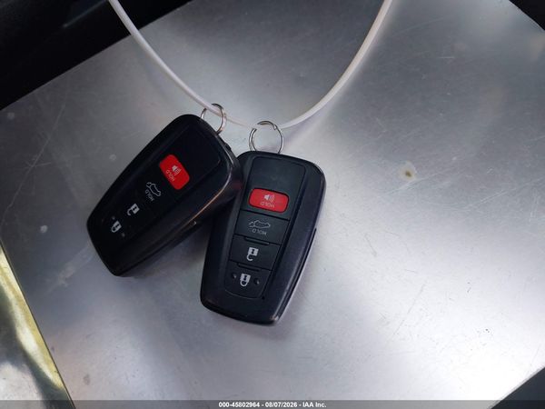 2025 TOYOTA RAV4 HYBRID XLE PREMIUM