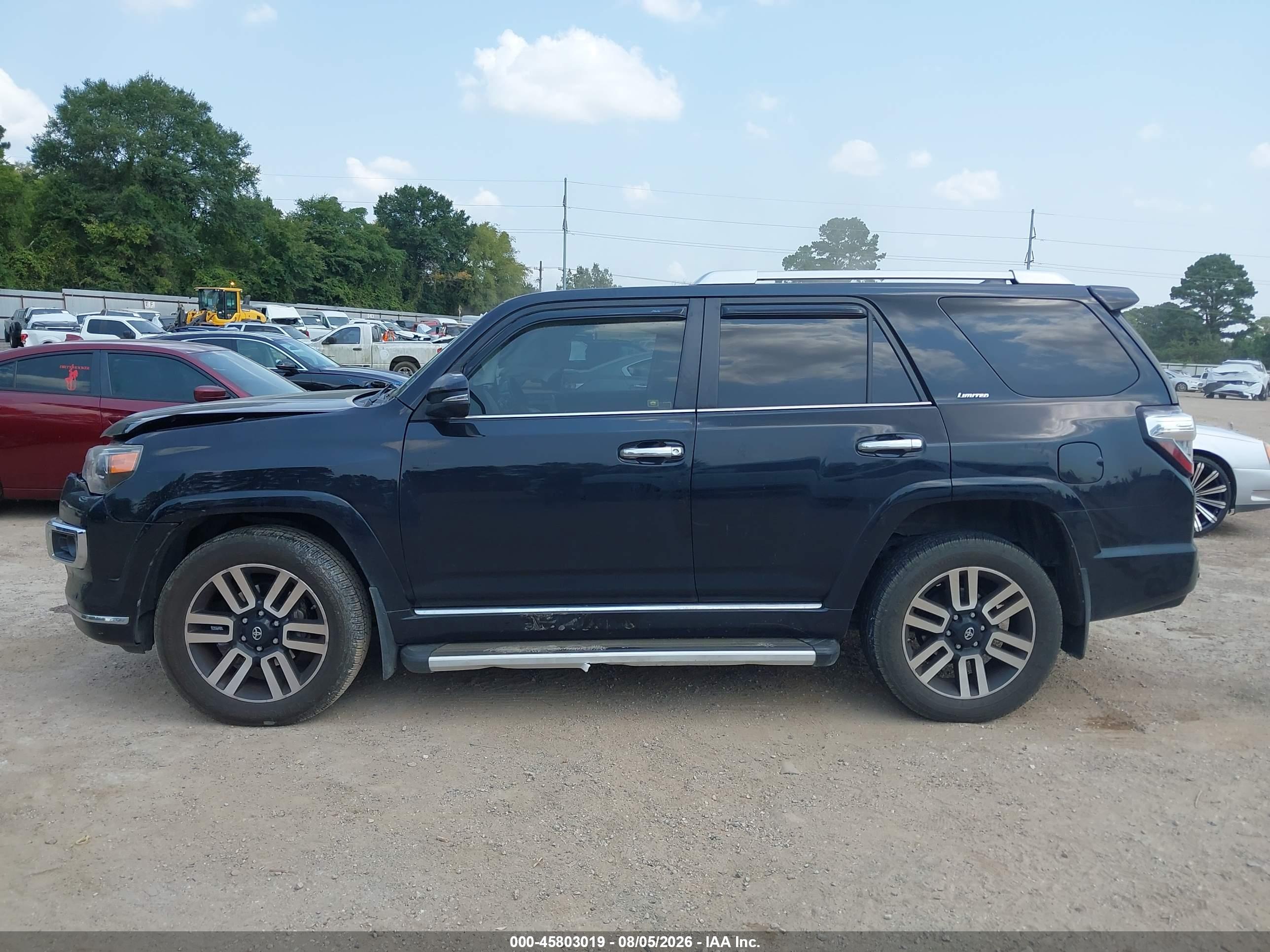 2017 TOYOTA 4RUNNER SR5
