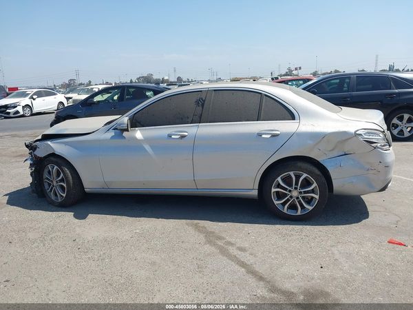 2015 MERCEDES-BENZ C 300