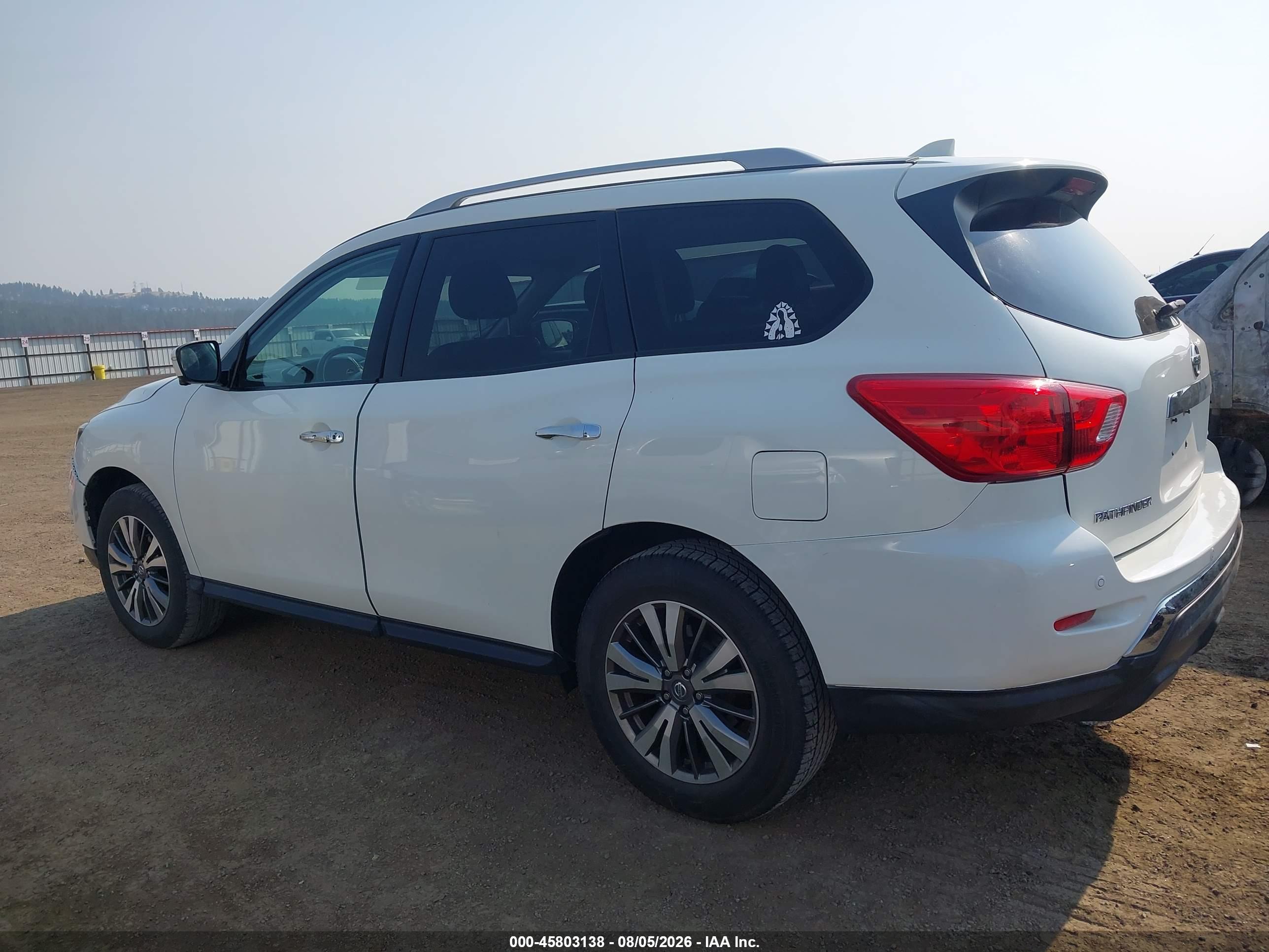 2019 NISSAN PATHFINDER SL