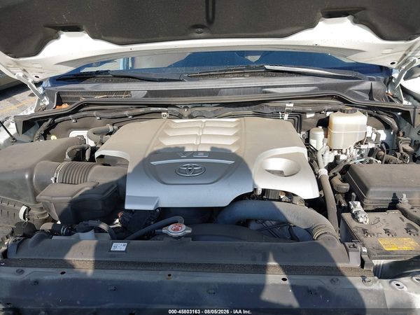 2019 TOYOTA LAND CRUISER V8