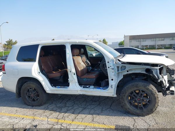 2019 TOYOTA LAND CRUISER V8