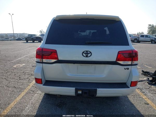 2019 TOYOTA LAND CRUISER V8