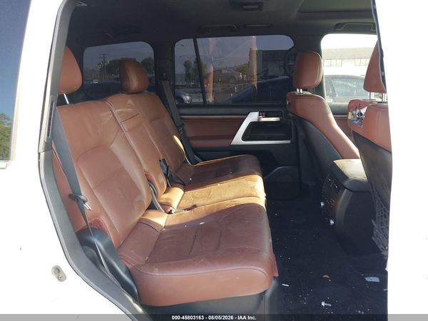 2019 TOYOTA LAND CRUISER V8