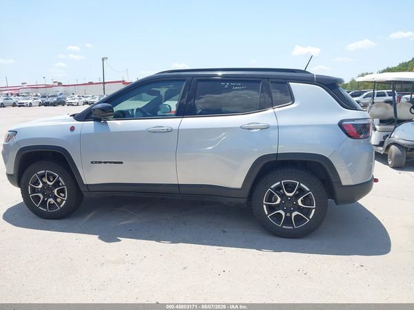 2025 JEEP COMPASS TRAILHAWK 4X4