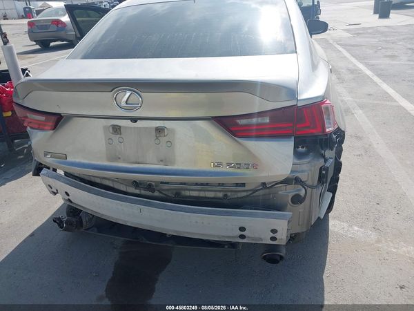 2016 LEXUS IS 200T