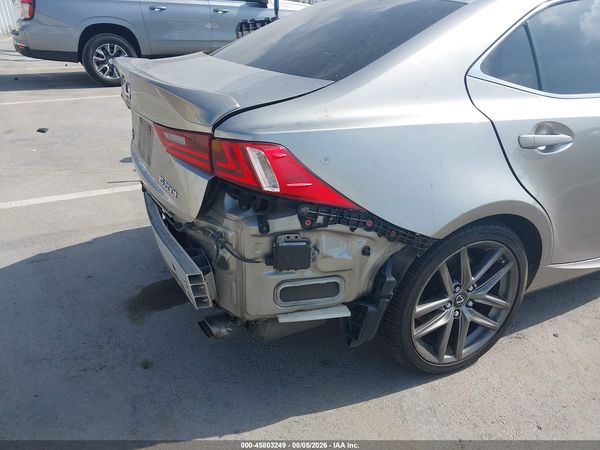 2016 LEXUS IS 200T