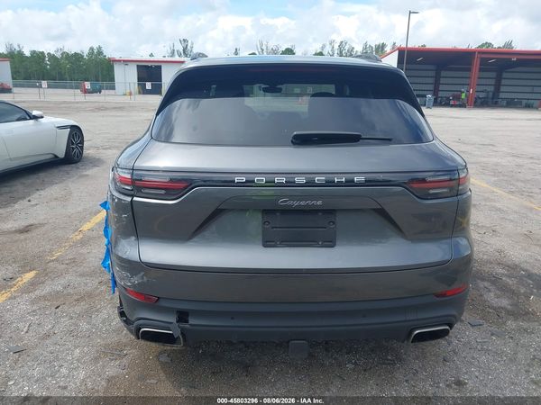 2019 PORSCHE CAYENNE