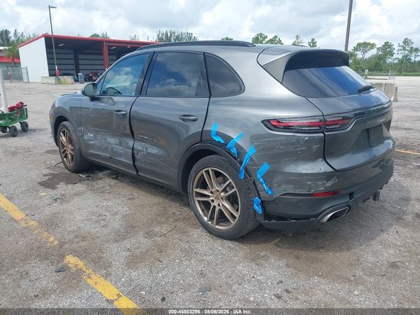 2019 PORSCHE CAYENNE