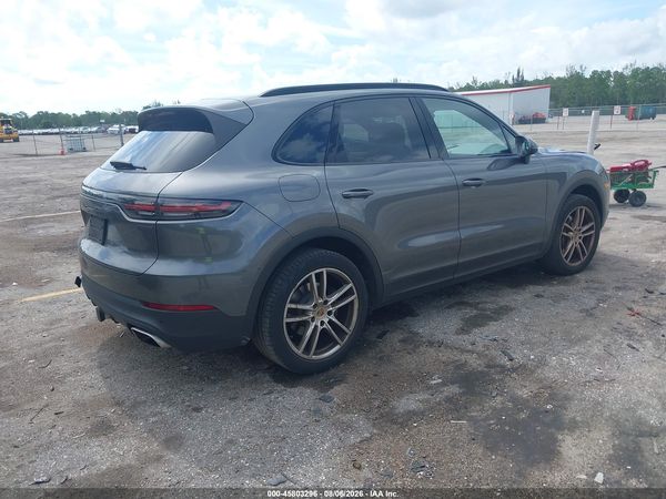 2019 PORSCHE CAYENNE