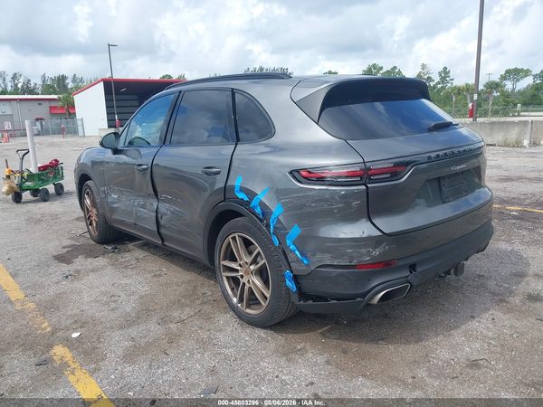 2019 PORSCHE CAYENNE