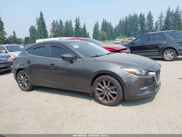 2018 MAZDA MAZDA3 TOURING