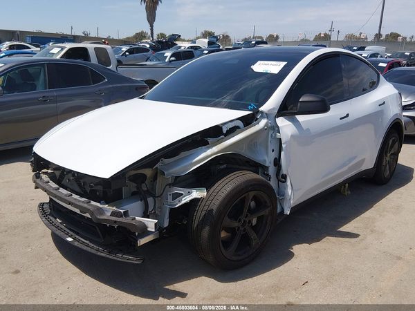 2026 TESLA MODEL Y