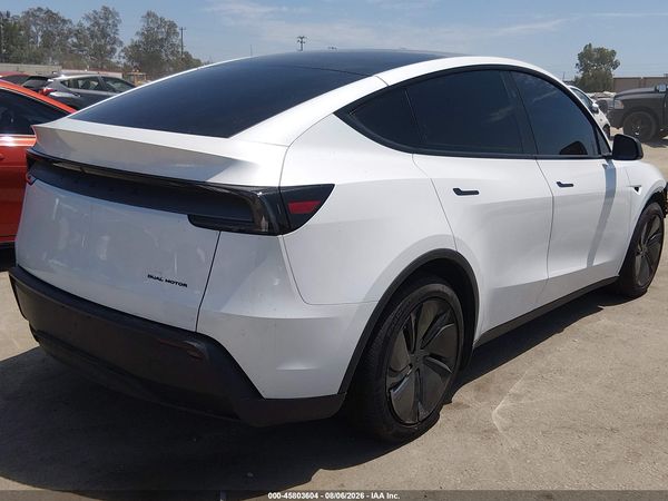 2026 TESLA MODEL Y