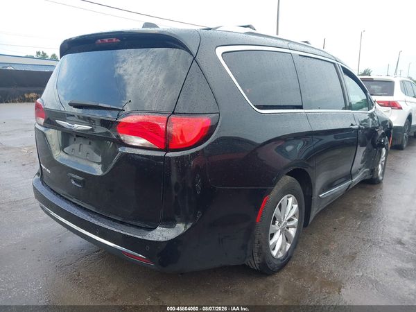 2018 CHRYSLER PACIFICA — I4