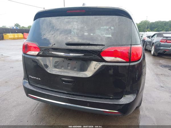 2018 CHRYSLER PACIFICA TOURING L — I119
