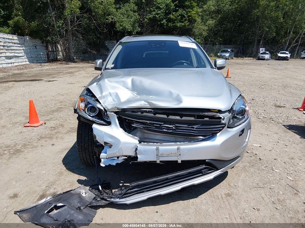 2016 VOLVO XC60 T6 PLATINUM