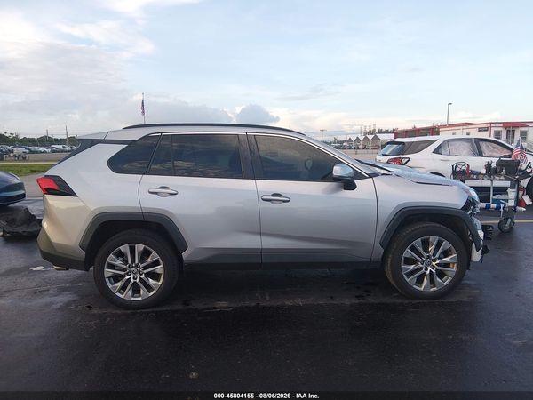 2022 TOYOTA RAV4 XLE PREMIUM