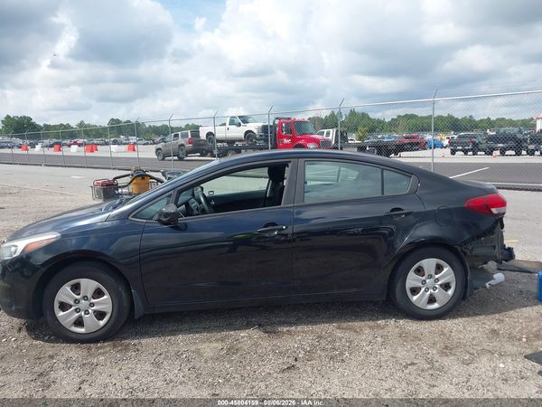 2017 KIA FORTE LX