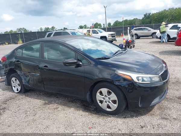 2017 KIA FORTE LX