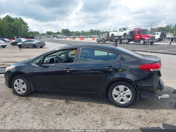 2017 KIA FORTE LX